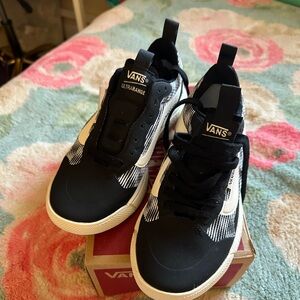 Brand new women’s vans